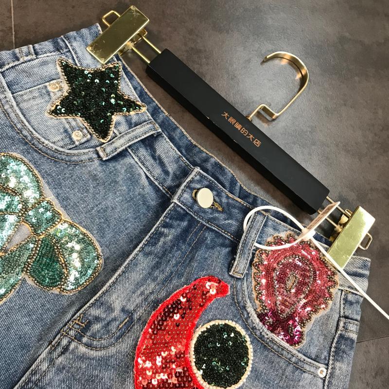 Women's Fashion Moon Star Sequins Heavy-duty Patch Denim Shorts