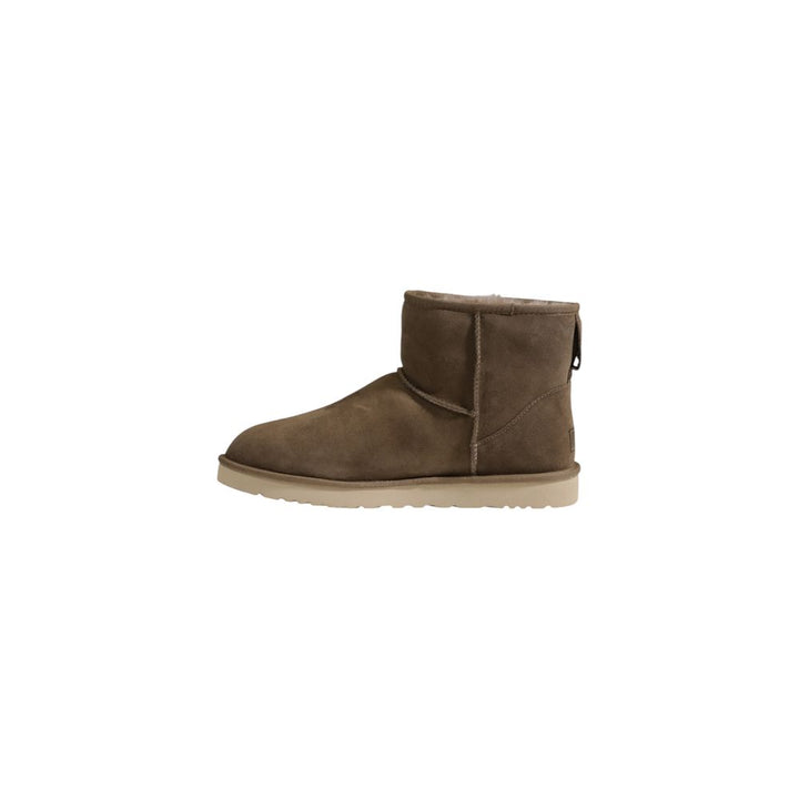 UGG Gray Suede Boot