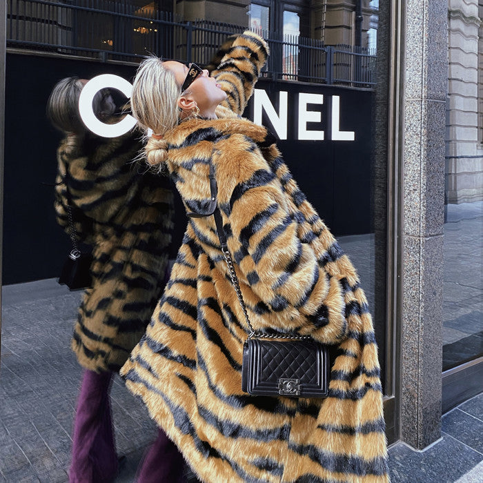 Faux Fur Coat With Tiger Pattern Fur And Long Artificial Hair